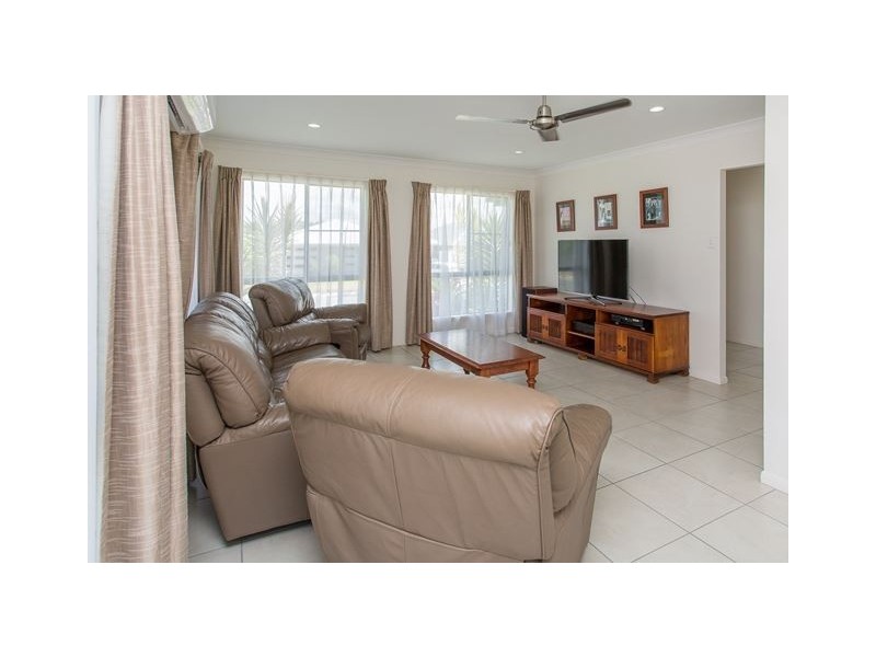 15 Lawrence Street, Walkerston QLD 4751