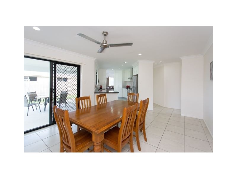 15 Lawrence Street, Walkerston QLD 4751