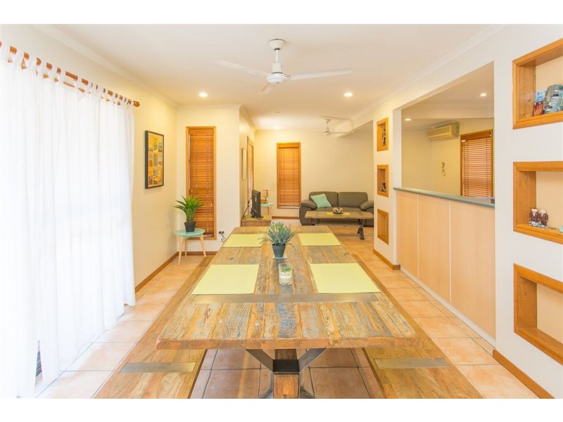 2/24 Denman Avenue, Shoal Point QLD 4750