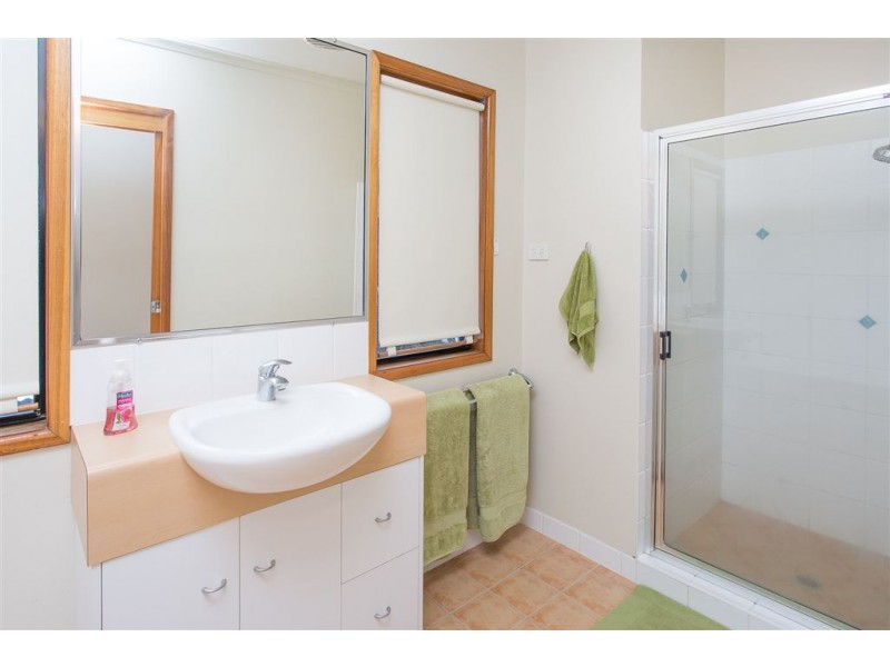2/24 Denman Avenue, Shoal Point QLD 4750