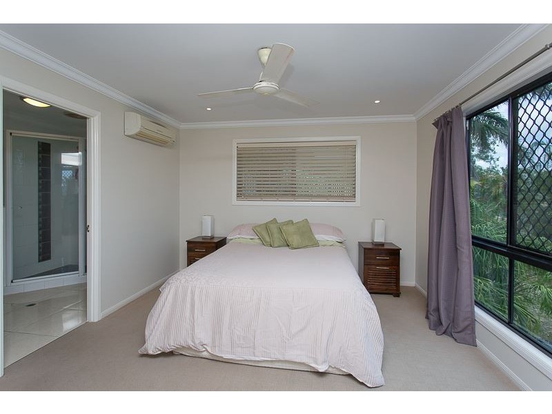 13 Palmview Court, Rural View QLD 4740