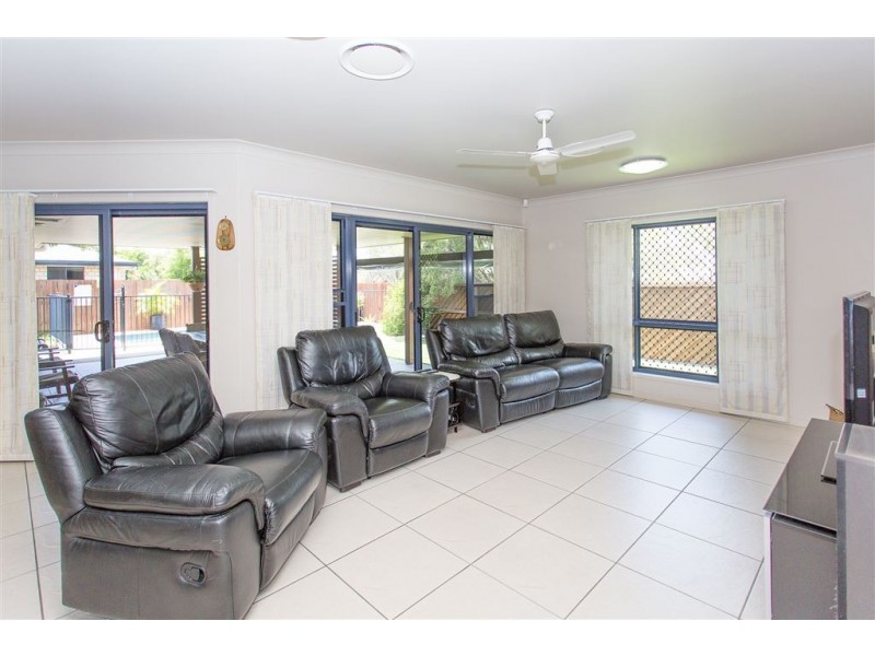 2 Garraway Street, West Mackay QLD 4740