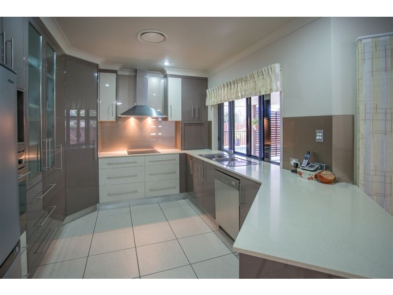 2 Garraway Street, West Mackay QLD 4740