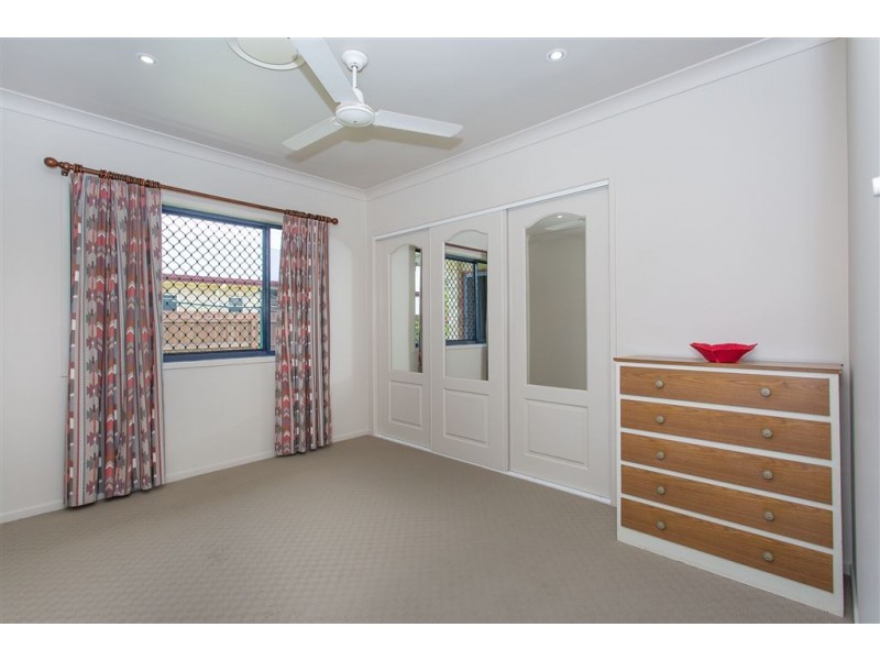 2 Garraway Street, West Mackay QLD 4740