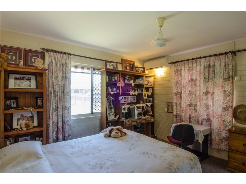 8 Pine Street, Andergrove QLD 4740