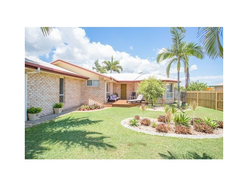 87 Slater Avenue, Blacks Beach QLD 4740