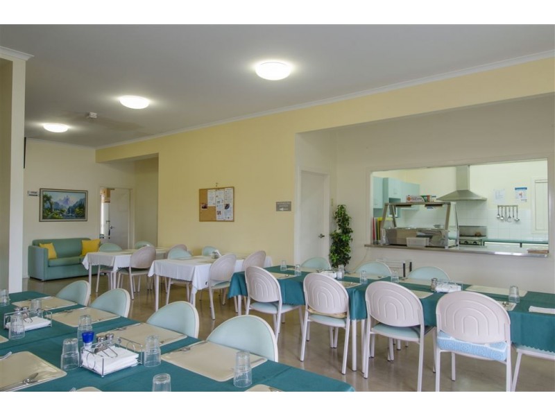 8/4 Don Wright Court, Andergrove QLD 4740