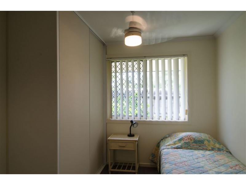 8/4 Don Wright Court, Andergrove QLD 4740