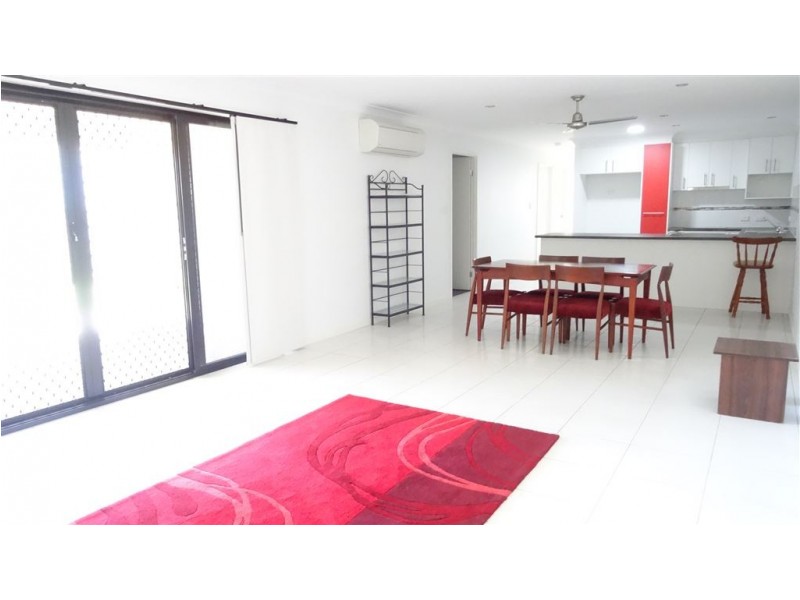 2/12 Beaconsfield Road, Beaconsfield QLD 4740