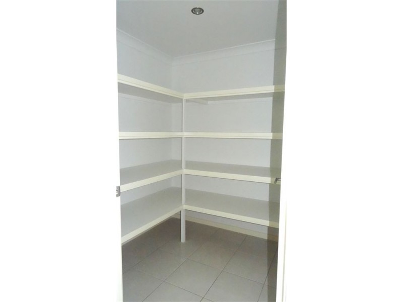 2/12 Beaconsfield Road, Beaconsfield QLD 4740