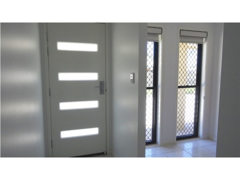 2/12 Beaconsfield Road, Beaconsfield QLD 4740