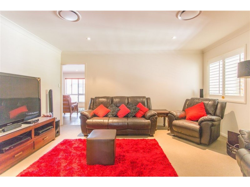 15 Malone Drive, Andergrove QLD 4740