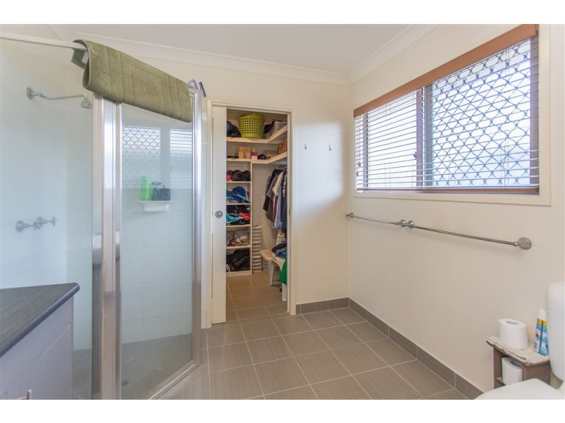 15 Malone Drive, Andergrove QLD 4740