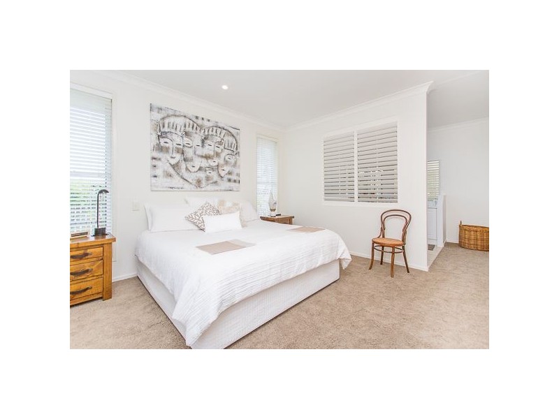 6 Eden Court, Glenella QLD 4740