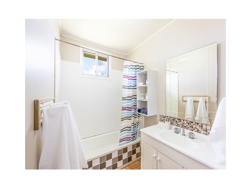 31 Bezzina Court, Bucasia QLD 4750