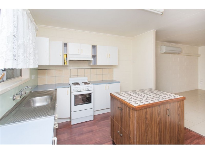 3/17 Sophia Street, South Mackay QLD 4740