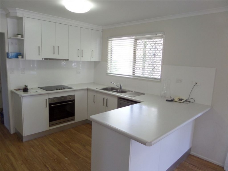 2 Cavanagh Drive, Blacks Beach QLD 4740