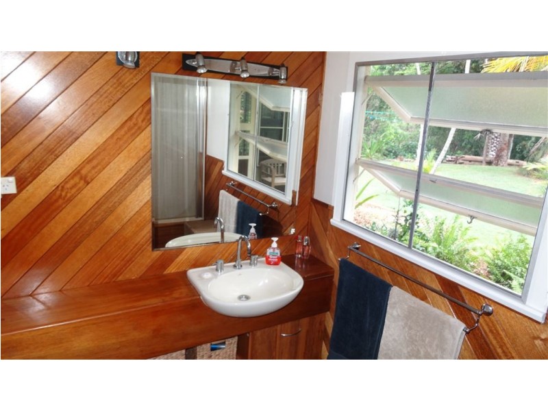 190B Windward Way, Shoal Point QLD 4750