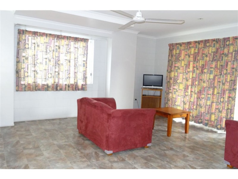 7/19 Shaw Street, Mackay QLD 4740