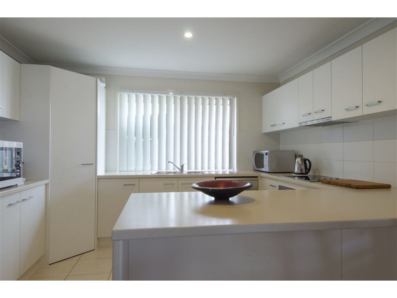 77 Scarborough Circuit, Blacks Beach QLD 4740