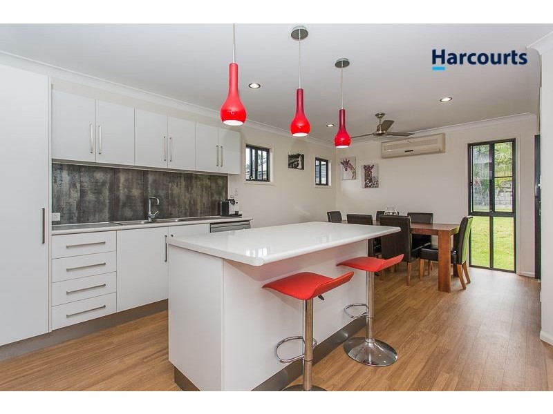 55 Montgomery Street, Rural View QLD 4740