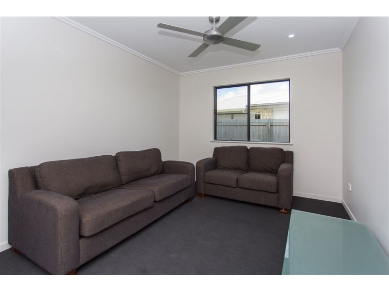 85 Canecutters Drive, Ooralea QLD 4740