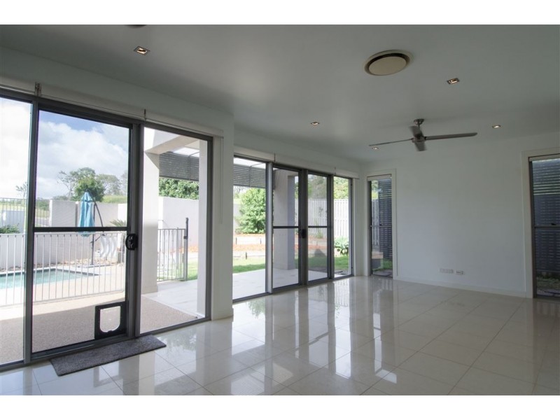 4/6-24 Belangason Way, Shoal Point QLD 4750