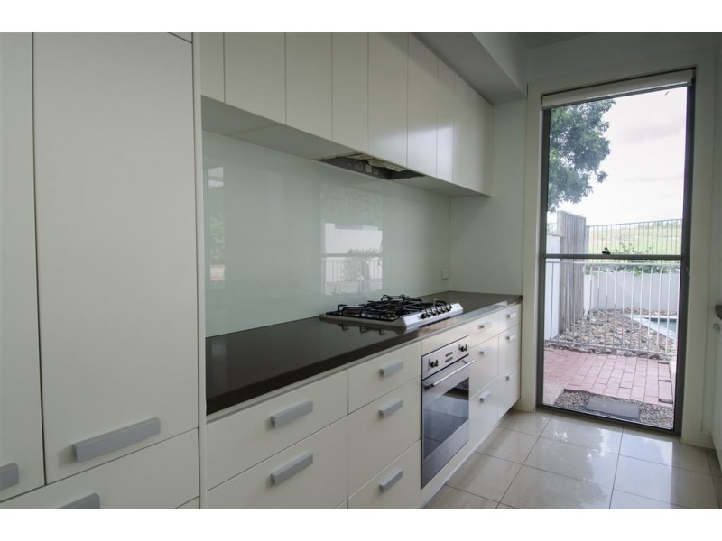 4/6-24 Belangason Way, Shoal Point QLD 4750