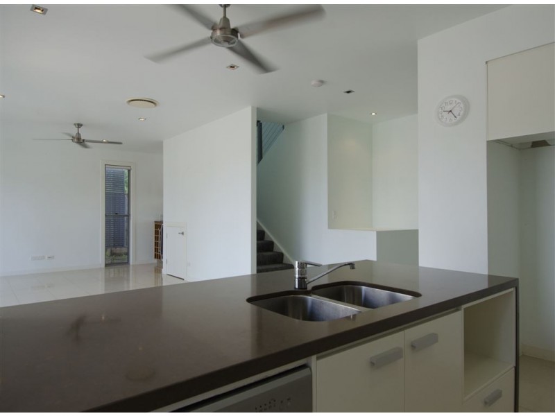 4/6-24 Belangason Way, Shoal Point QLD 4750