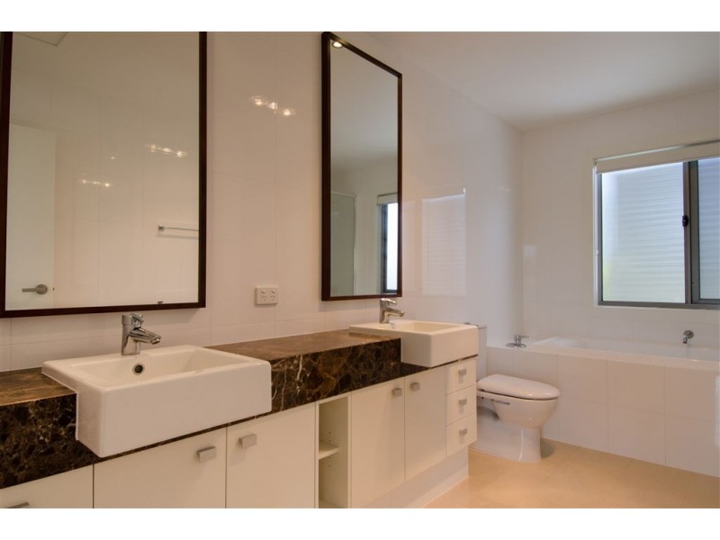 4/6-24 Belangason Way, Shoal Point QLD 4750