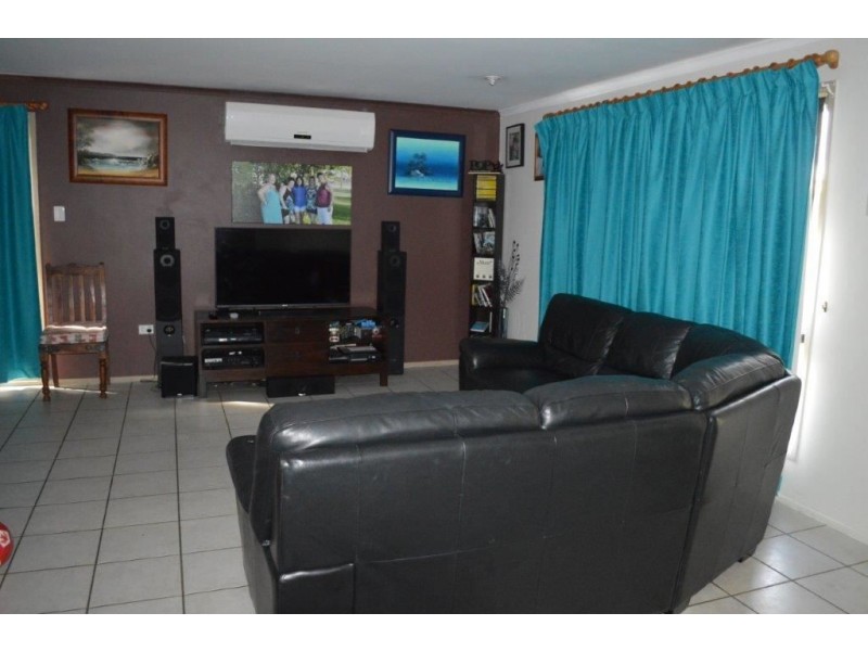 9 Riverleigh Drive, North Mackay QLD 4740