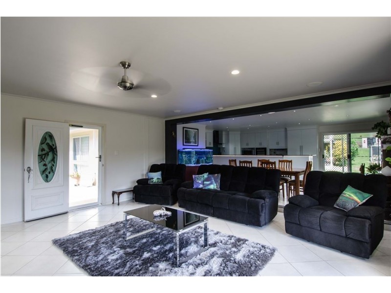 549 Middle Creek Road, Sarina QLD 4737