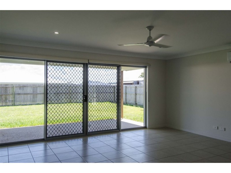 6 Parklane Crescent, Beaconsfield QLD 4740