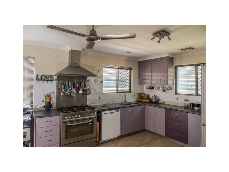 131 Paradise Street, South Mackay QLD 4740