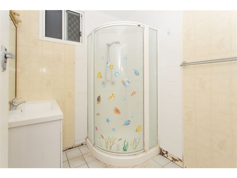 1 Clifton Court, Slade Point QLD 4740