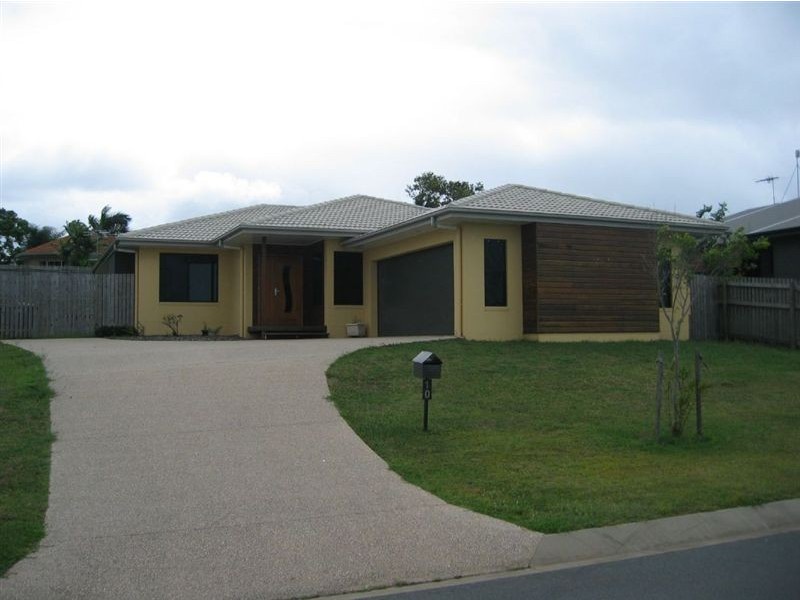 10 Manning Street, Rural View QLD 4740