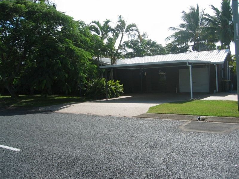 28 Cavanagh Drive, Blacks Beach QLD 4740