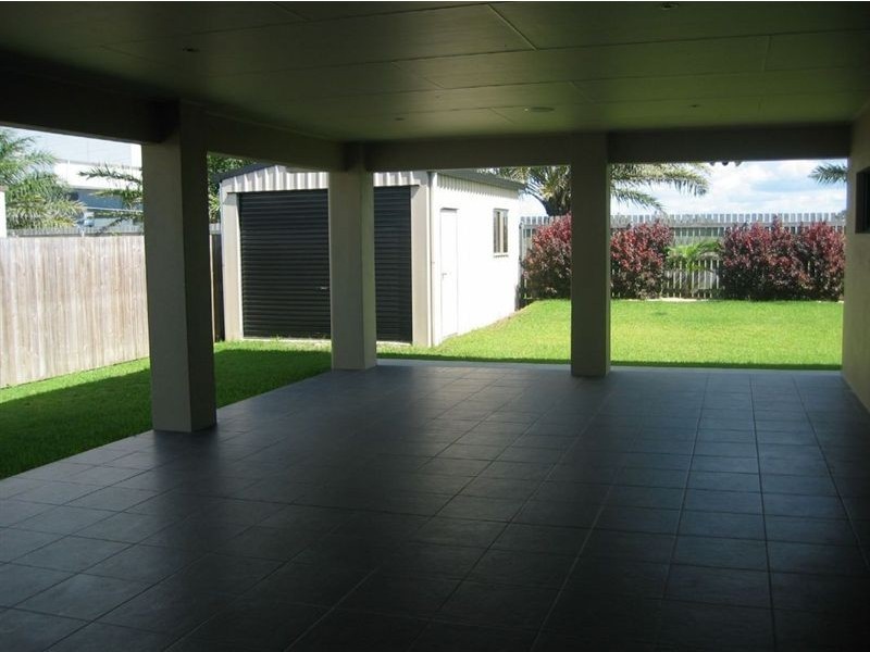 26 Monash Way, Ooralea QLD 4740