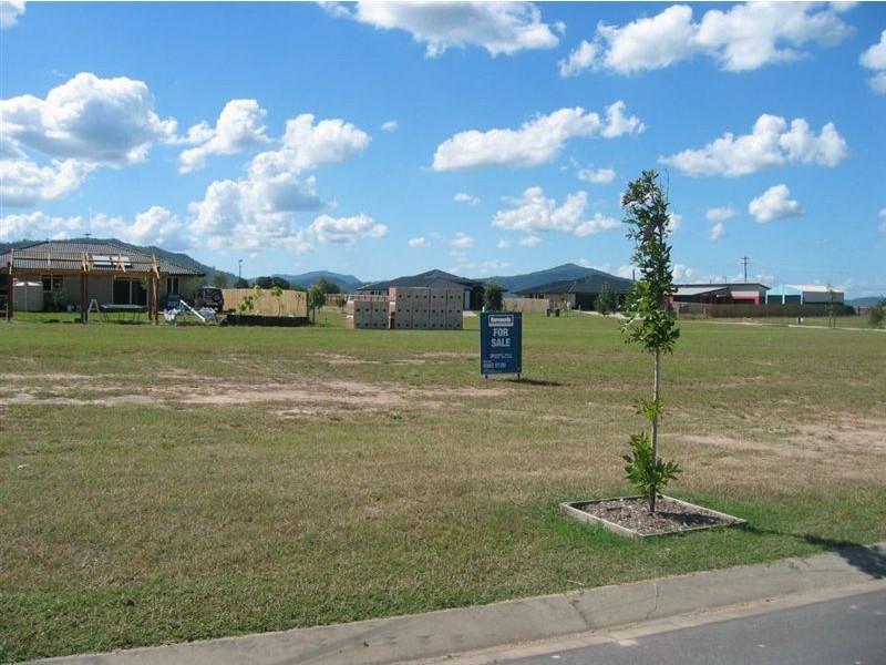 6 Lucy Court, Mirani QLD 4754