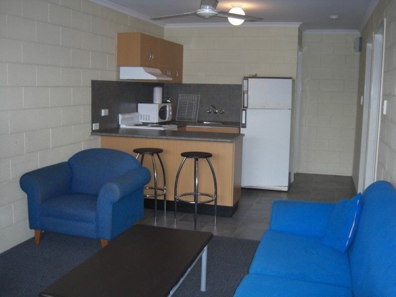 1/10 East Gordon Street, East Mackay QLD 4740