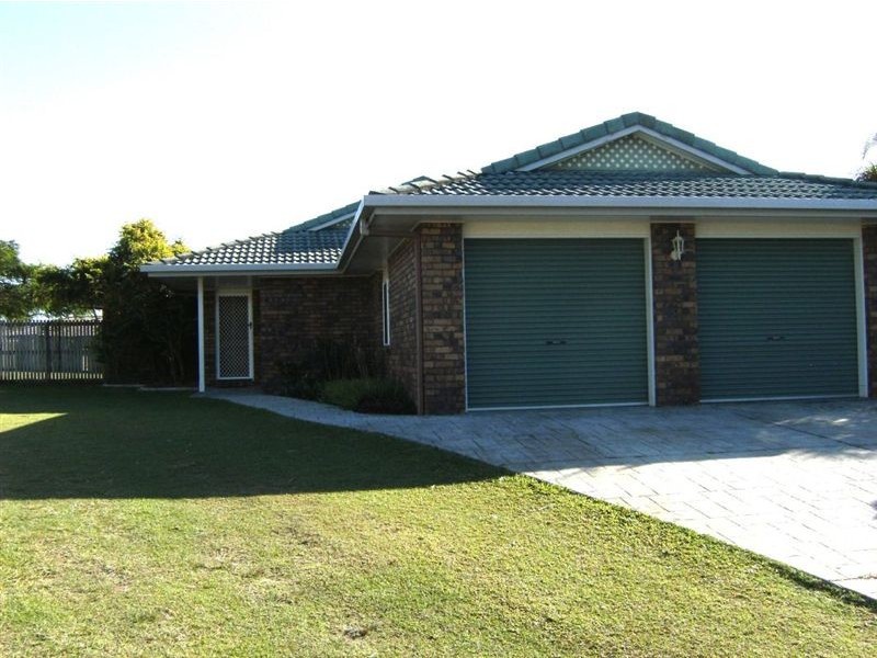 13 Edinburgh Place, Beaconsfield QLD 4740