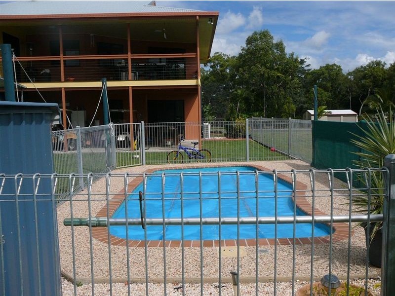 18 Blue Beach Boulevard, Haliday Bay QLD 4740