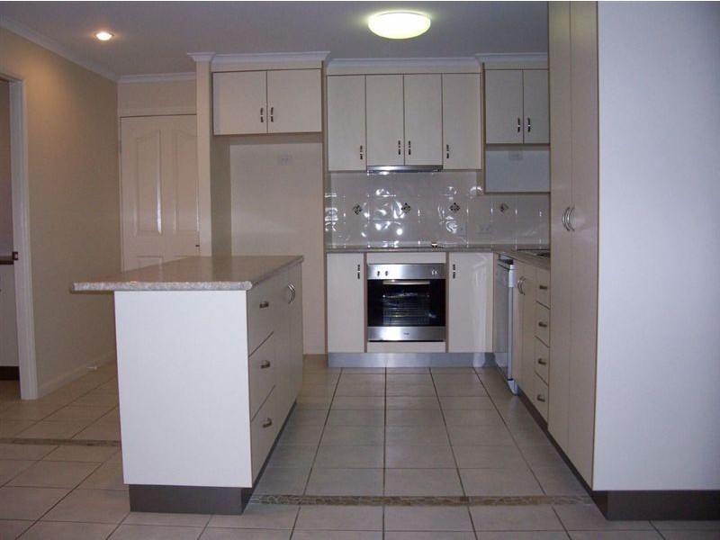 25 Wing Crescent, Mount Pleasant QLD 4740