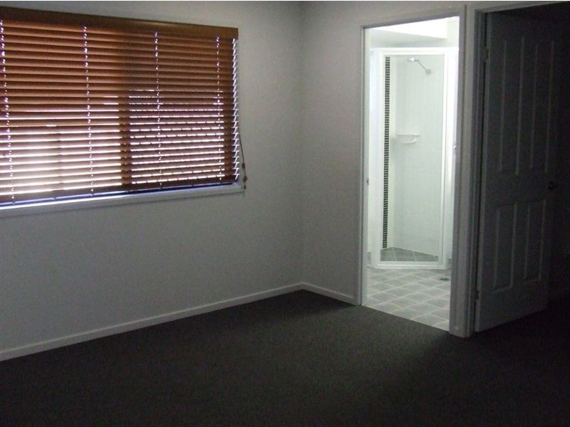 6 Ruddell Close, Marian QLD 4753