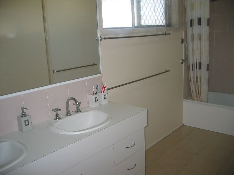 12 Pandanus Street, Beaconsfield QLD 4740