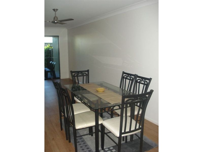 1/1 Quail St, Slade Point QLD 4740