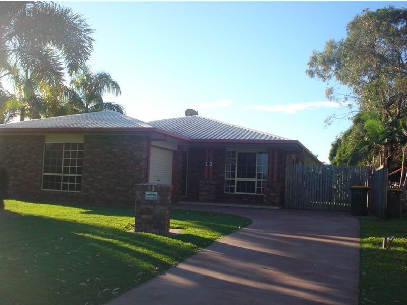 13 Patricia Drive, Beaconsfield QLD 4740