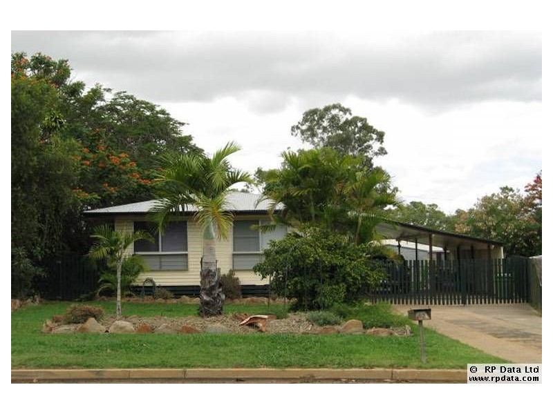 12 Cobb Court, Moranbah QLD 4744