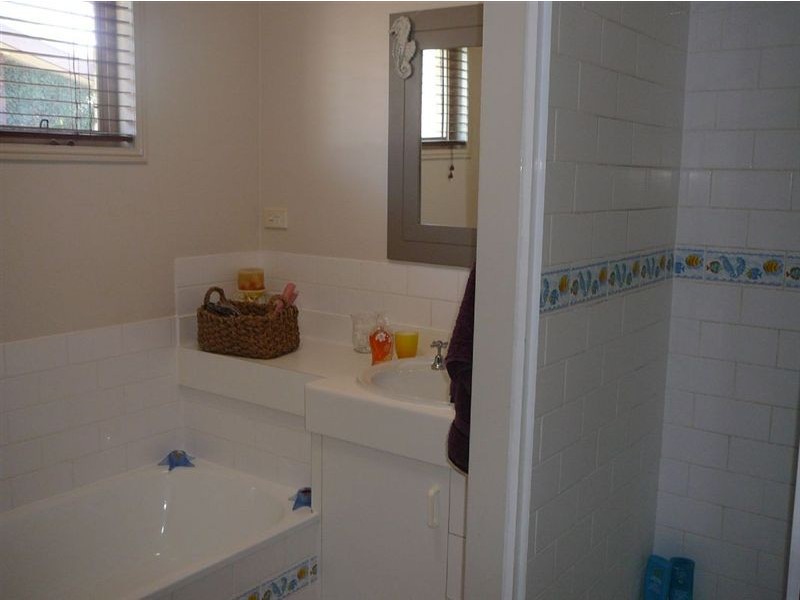 9 Frank Paul Street, Andergrove QLD 4740