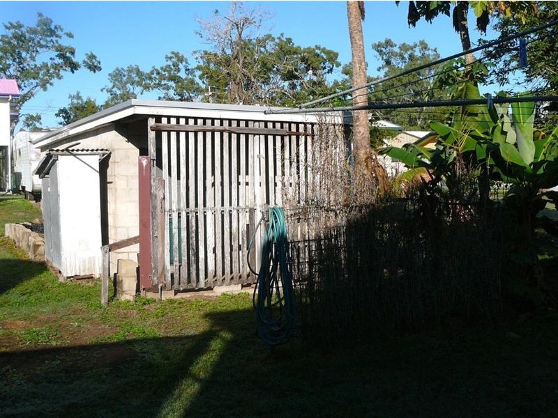 26 Poinciana Avenue, Seaforth QLD 4741